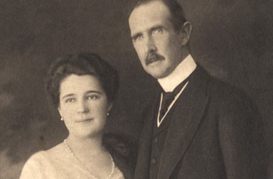 Ferdinand Karl in Zivil zusammen mit seiner Gattin Berta Czuber, 1913